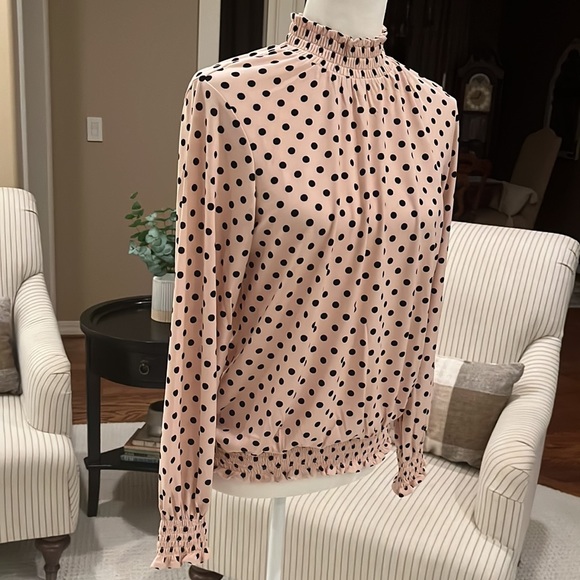 Adrianna Papell Printed Neck & Hem Top - Picture 4 of 16